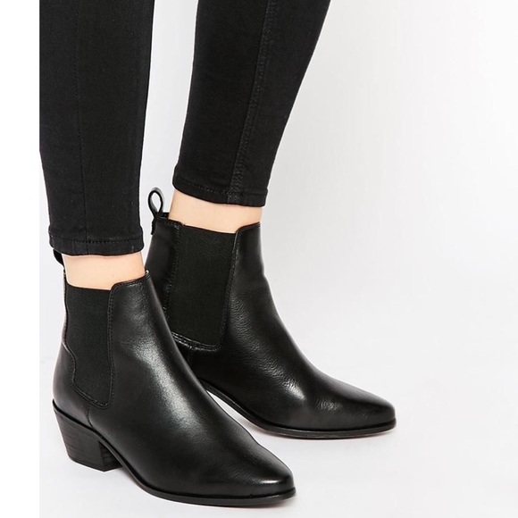black chelsea boots dune